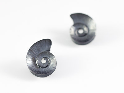 Silver earring Spiral Shell hammered